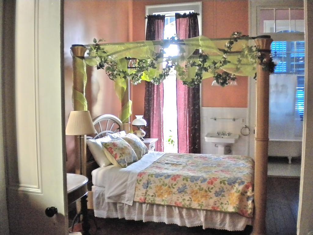 ニューオーリンズ La Belle Esplanade Bed & Breakfast 部屋 写真