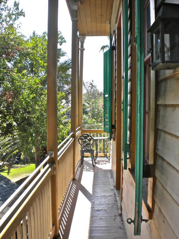 ニューオーリンズ La Belle Esplanade Bed & Breakfast エクステリア 写真