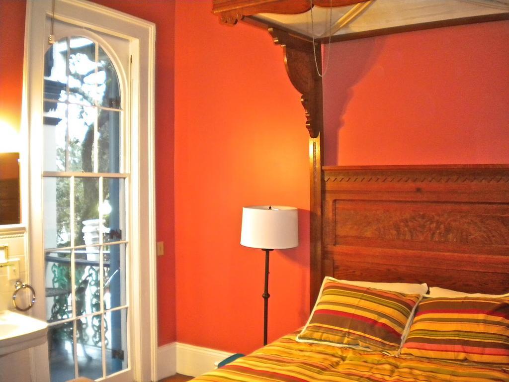 ニューオーリンズ La Belle Esplanade Bed & Breakfast エクステリア 写真
